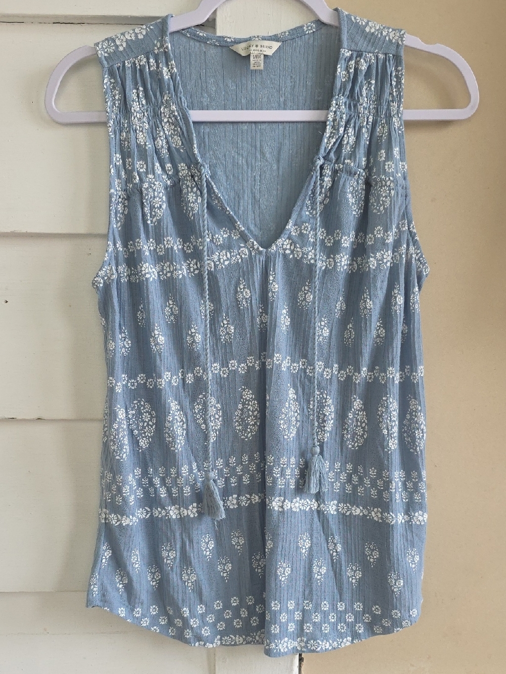 Lucky Brand Light Blue Sleeveless V-Neck Tassel Cutout Camisole